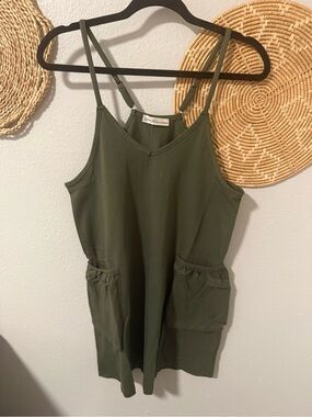 NWOT Zenana Olive Green Sleeveless Pocket Romper